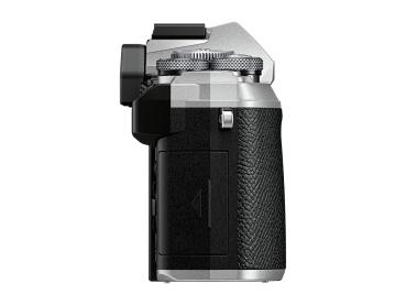 OM SYSTEM OM-5 Body silber