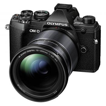 Olympus OM-D E-M5 Mark III Kit schwarz + 12-200 mm